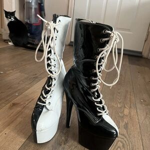 High Heel Lace-Up Platform Boots - Black & White